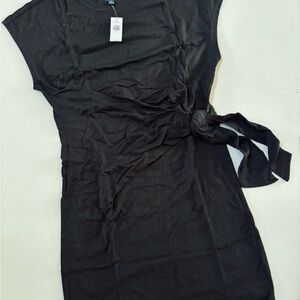 Black side tieDress